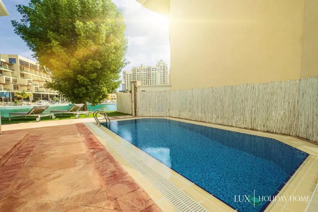 LUX - The Savoy Palm Villa