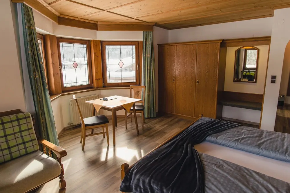 ALPENHOTEL TYROL