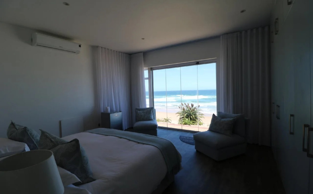 Oceans Villa