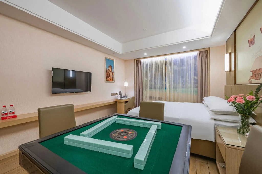 Vienna International Hotel (Dongguan Songshan Lake Guanzhang Road)