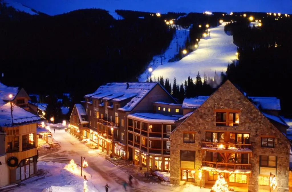 Luxury 1 Bedroom Mountain Condo In River Run Village With Expansive Mountain Views And Walking Distance To Ski Slopes