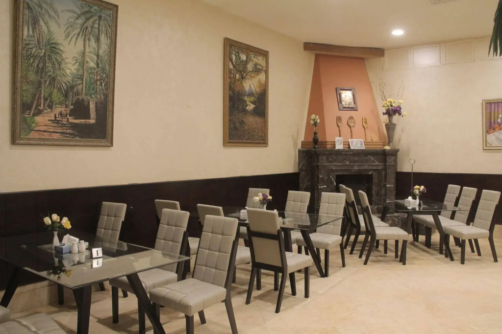 Le Vendome Hotel