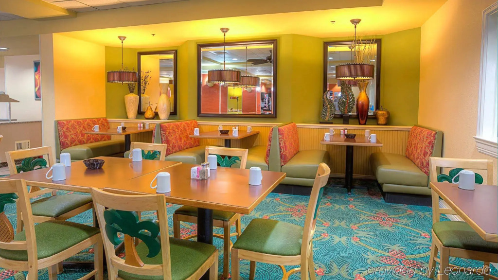 Rosen Inn Closest to Universal