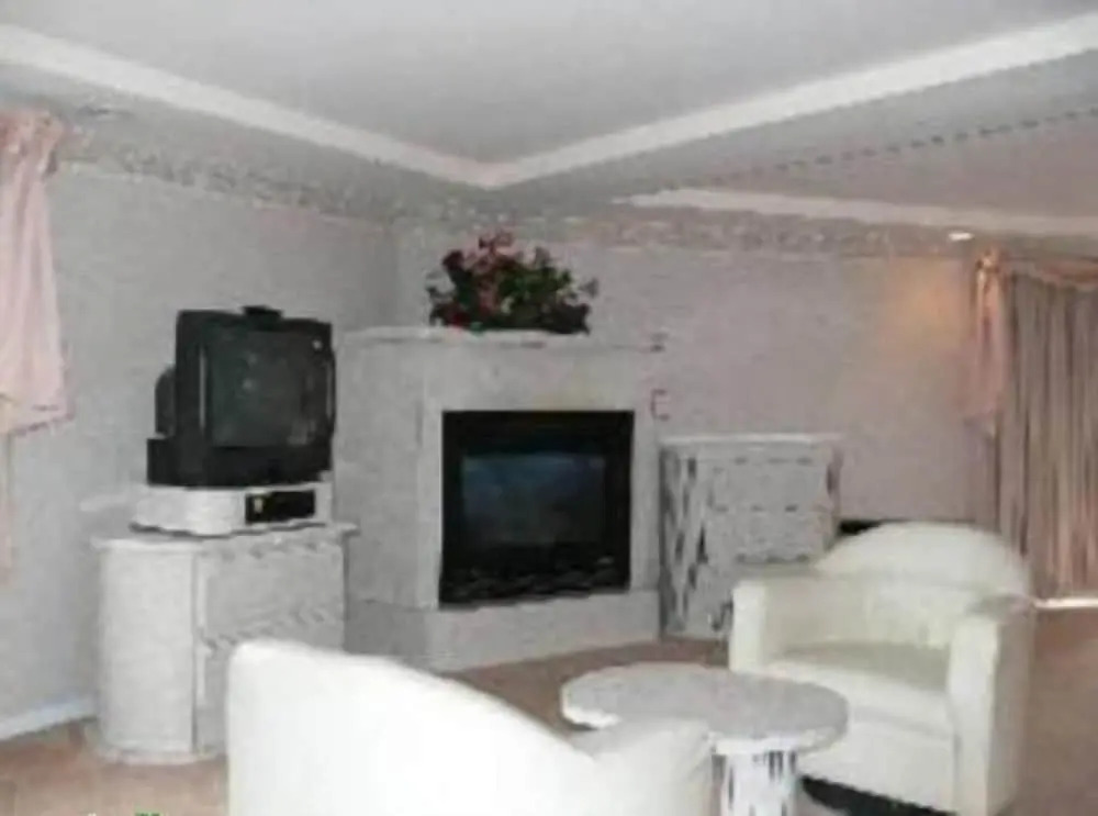 Chateau Royale Inn