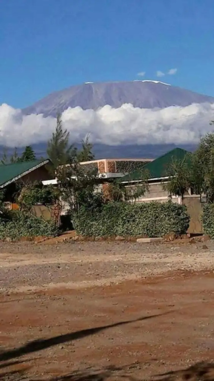 Amboseli Getaway Hotel