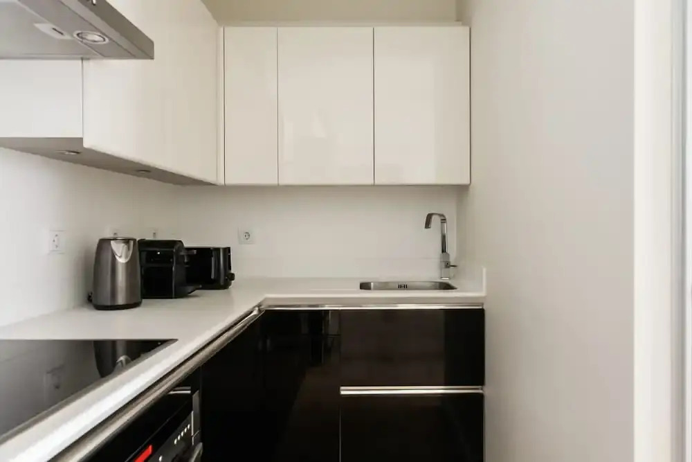 Striking 1BR Apartment in Kolonaki B