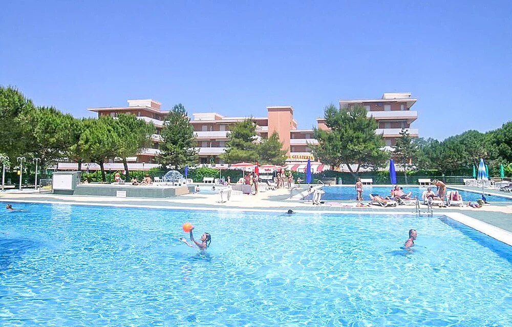 Awesome Apartment in Bibione With 1 Bedrooms and Outdoor Swimming Pool