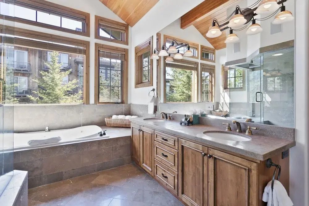 Bellemont Home at Deer Valley Resort - 6 Bedroom Home with Hot Tub #8 6 Home