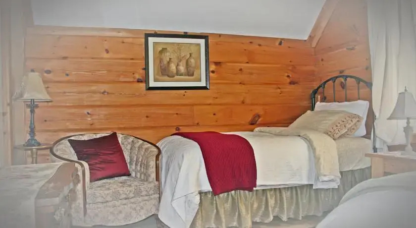 Akané Log Home B&B