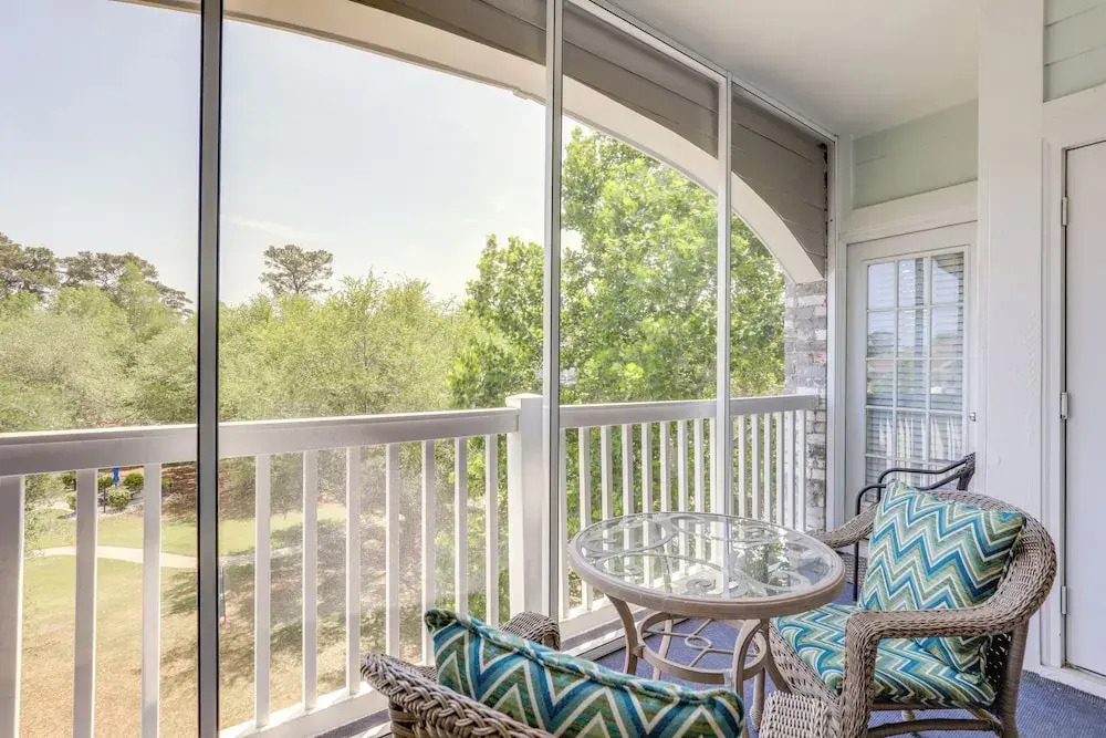 2 Mi to Water: Myrtle Beach Condo w/ Pool Access