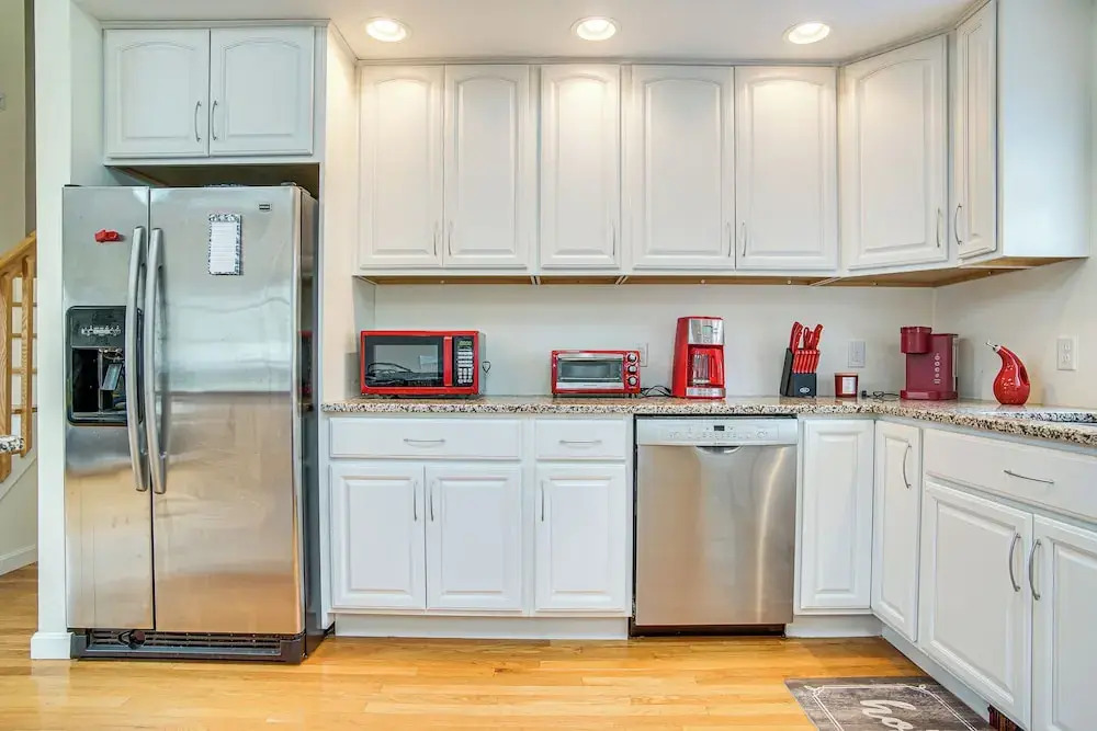2 Mi to Beach: Falmouth Group Getaway w/ Game Room
