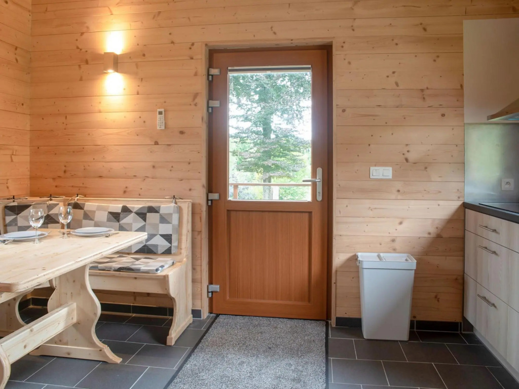 Secluded Chalet in Rogery