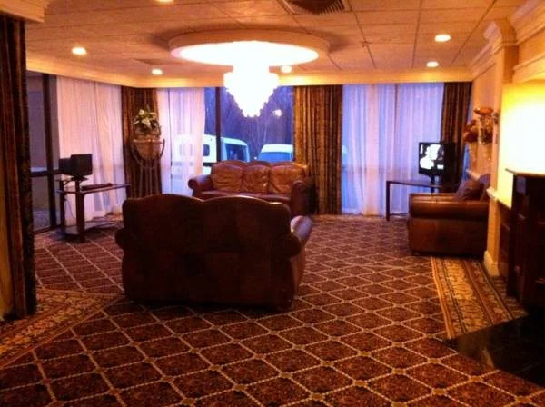 Holiday Inn