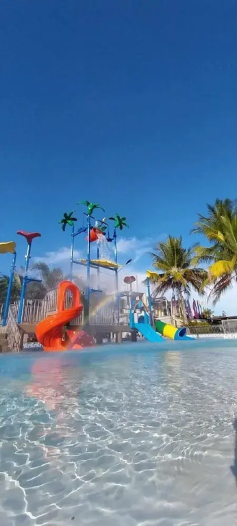 EDUARDOS RESORT