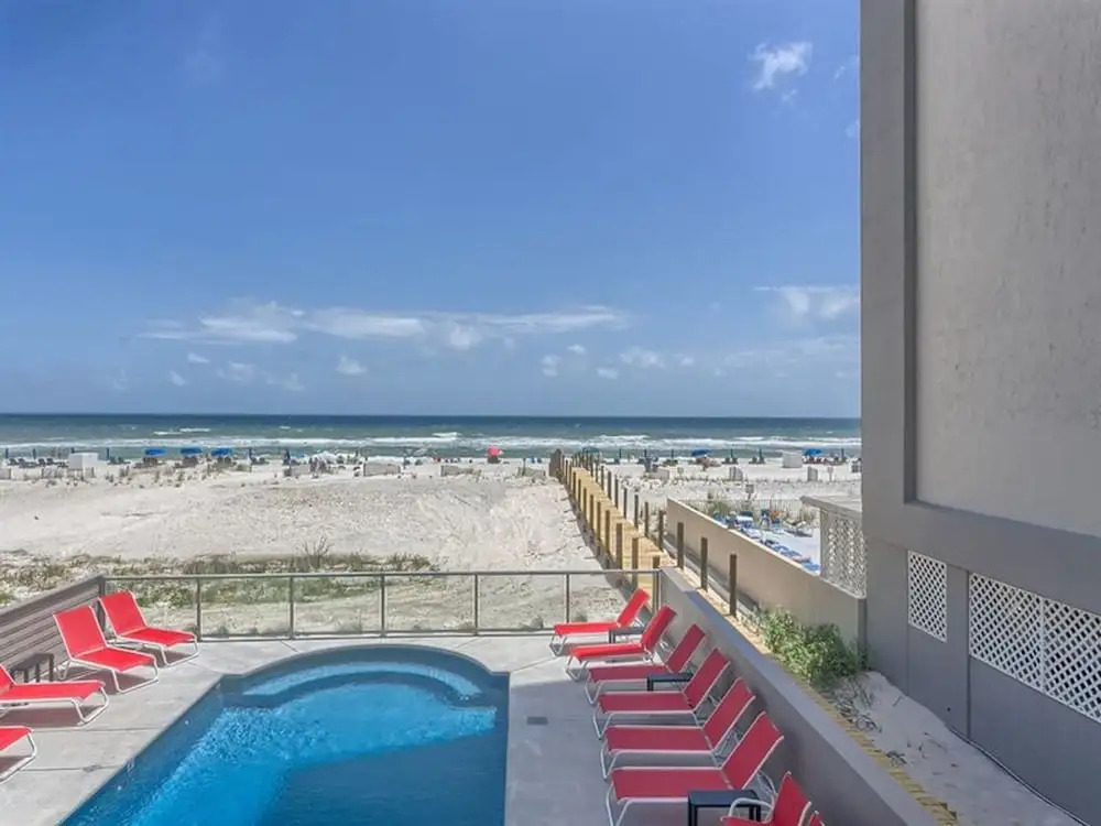 Pearl West by Meyer Vacation Rentals