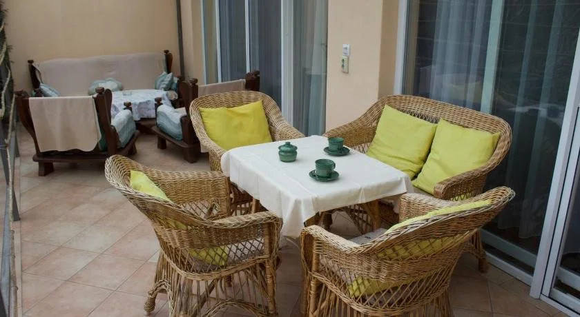 Nyirfa Apartmanház