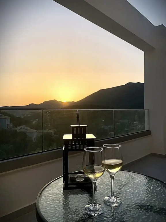 LefkoParga Luxury Suites
