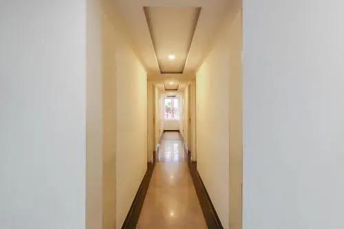 OYO Rooms Kondapur-Gachibowli Road