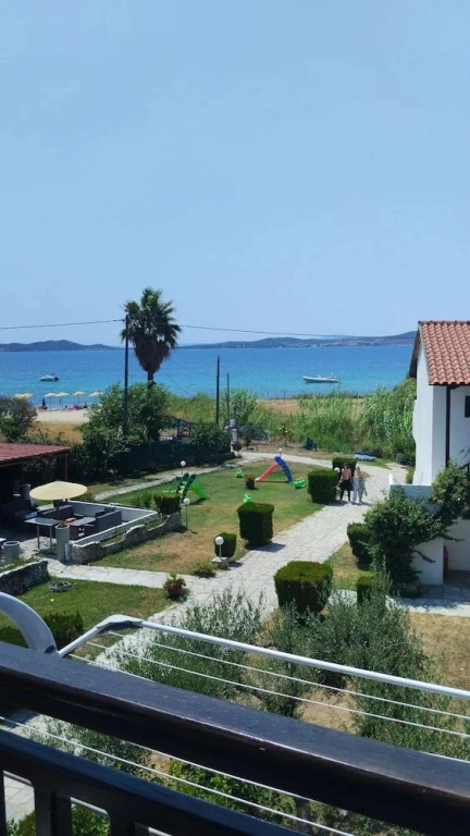 Paradise Hotel