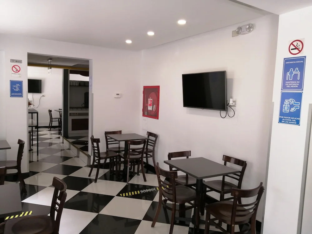 Hotel Elisa Cole