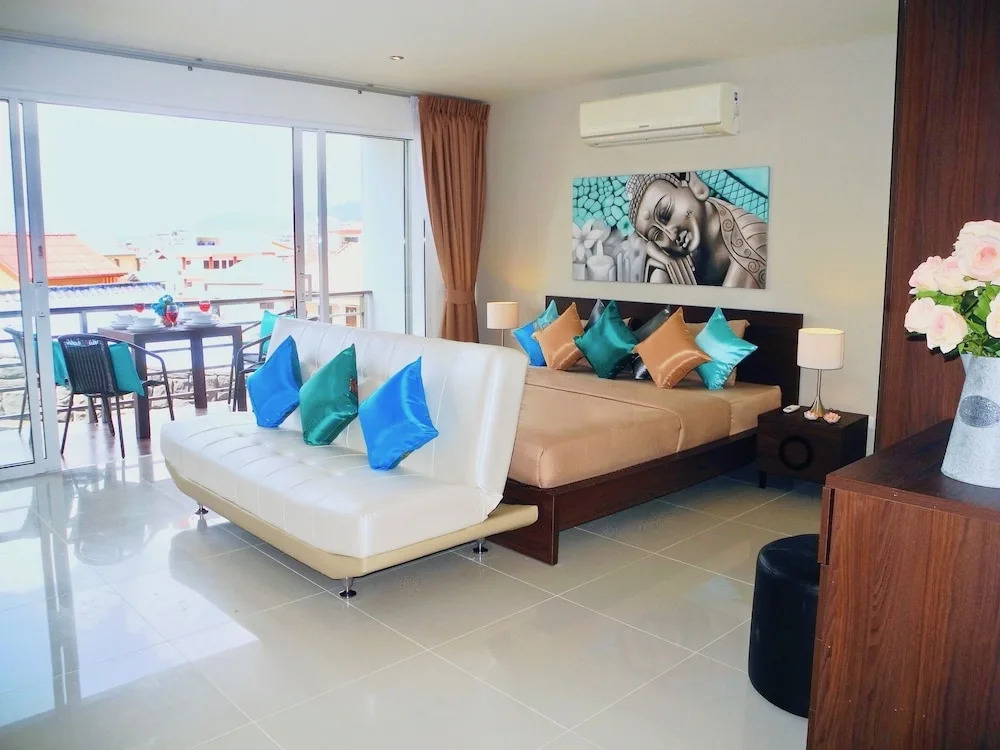 Bayshore Patong Studio
