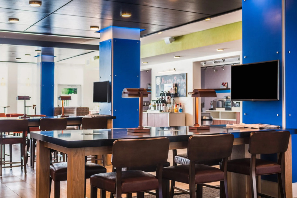 Holiday Inn Express & Suites Tampa North - Wesley Chapel by IHG
