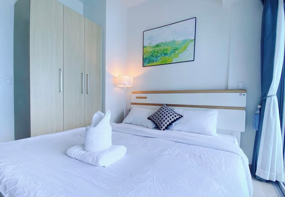 3BR with Balcony&Bayview Okada Aiports