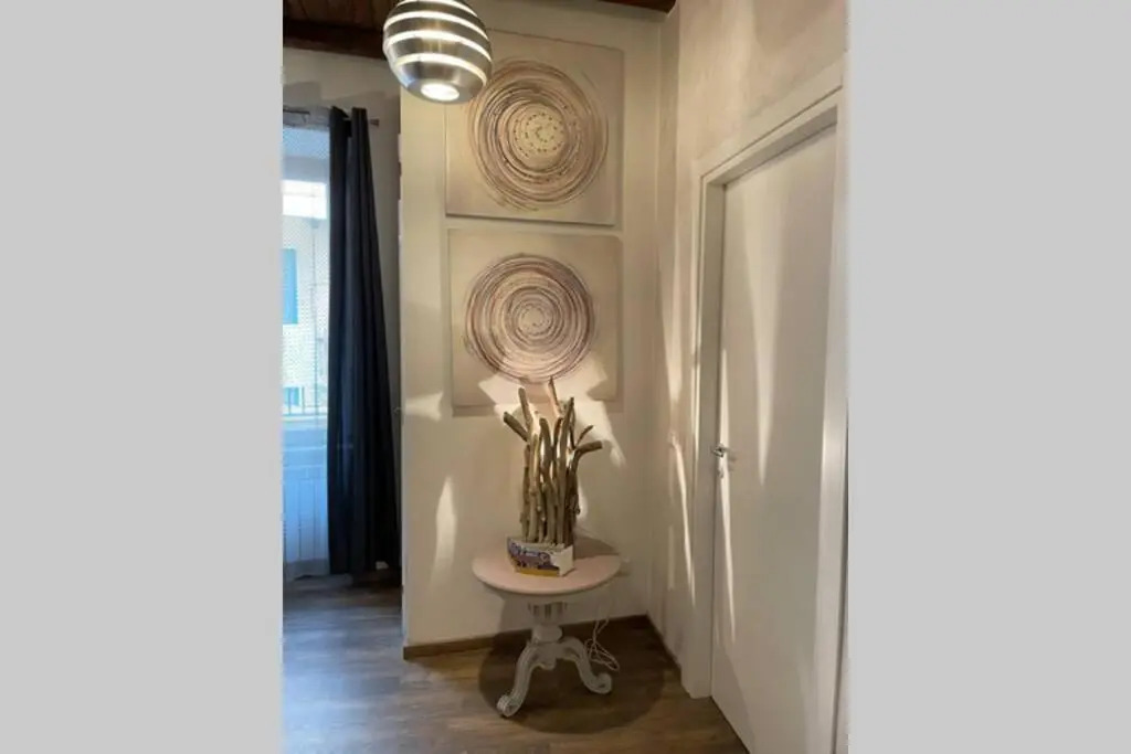DOMUS TUSCIA APARTMENTS Via Estrema 2