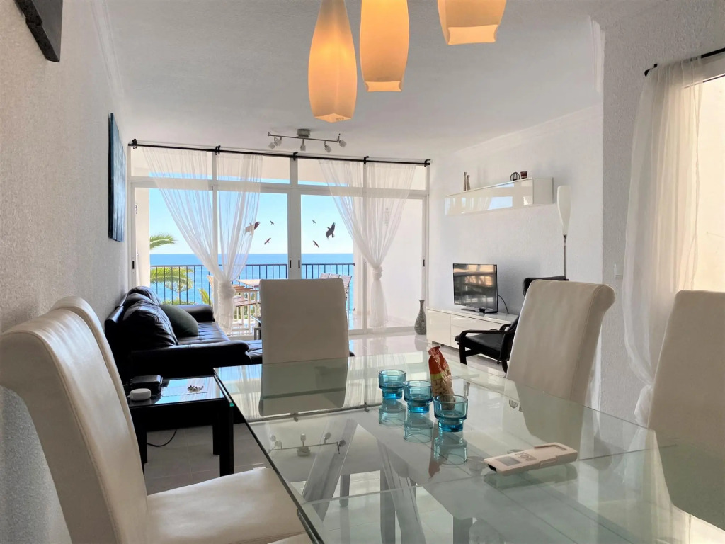 Tuhillo 2D Seaview Apartments Casasol