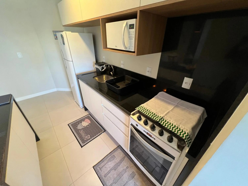 PB Premium Places - Apartamentos de alto padrão em Mariscal - 80 metros da praia