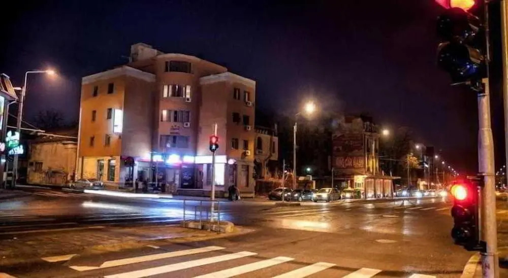 Stars Hotel