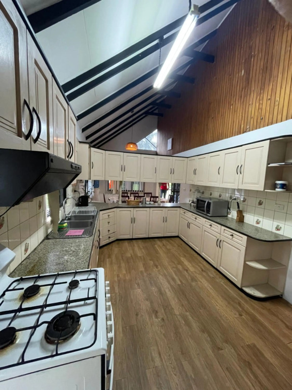 Island Accommodation 68 Extension Street