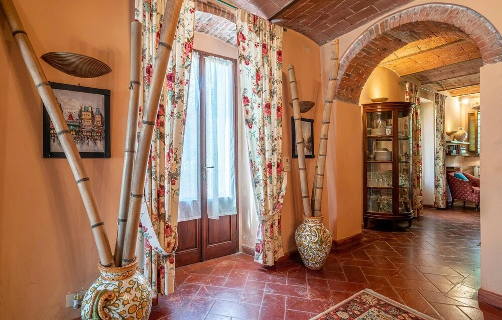 Beautiful Apartment in Molino del Piano With Wifi and 1 Bedrooms