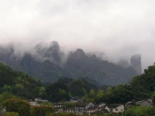 Zhangjiajie Yitu Inn