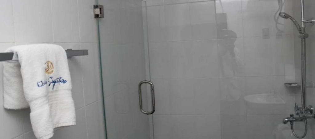 Class Suites Signature