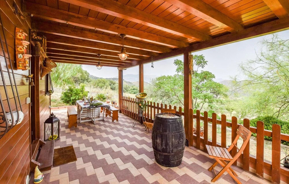 Awesome Home in Caccamo With 2 Bedrooms