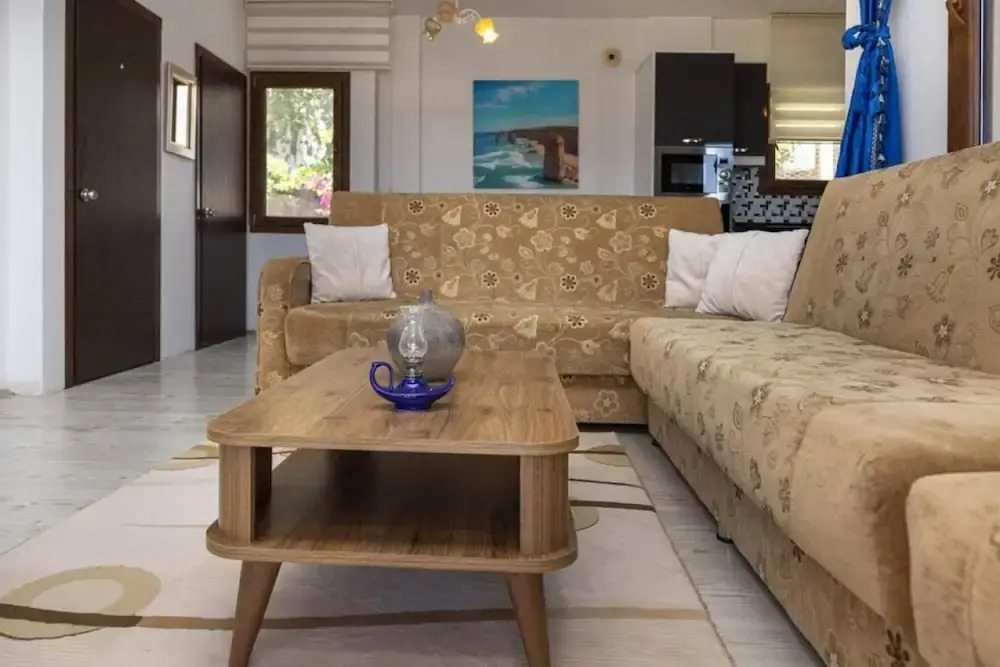 3 BR Comfy House with Peaceful View in Yalikavak