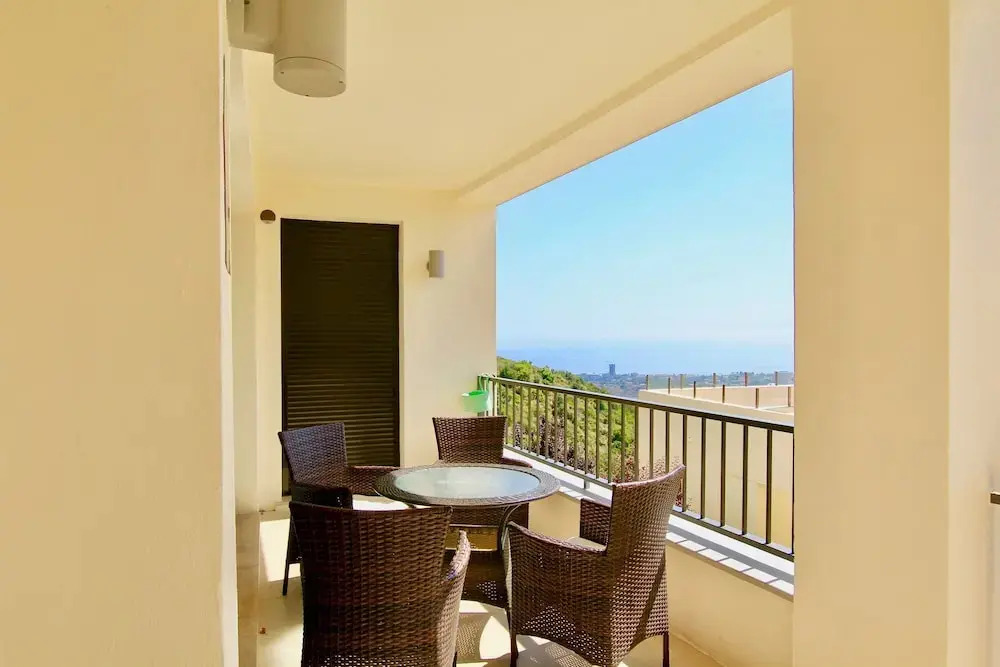 Samara 3 - Modern 2BR in Samara Resort Marbella, Indoor and Outdoor Pools, SPA