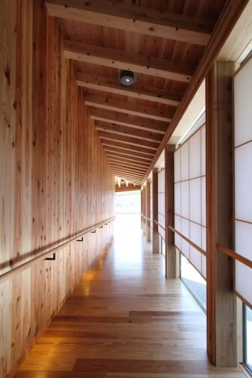 Kumo-no Ue-no Hotel