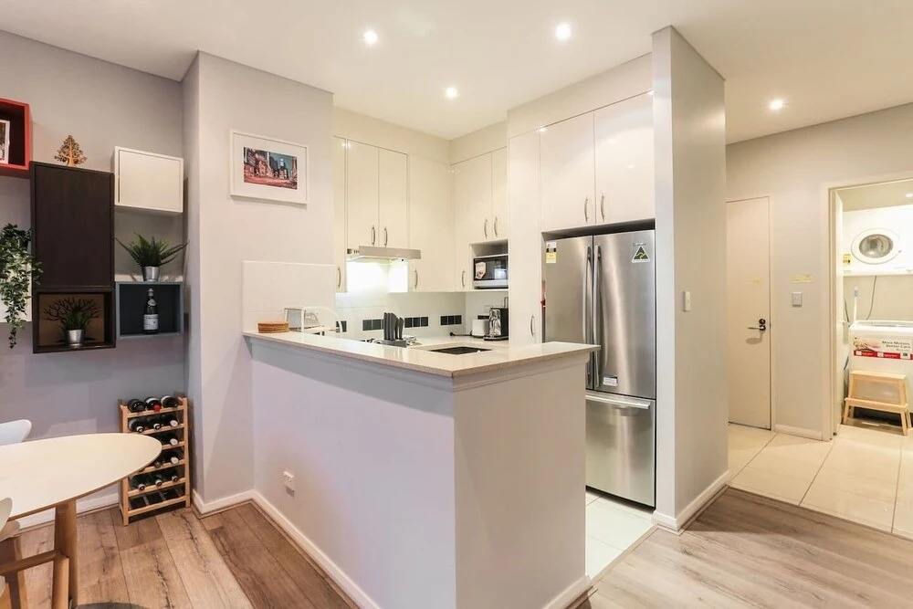 Beautiful home 2beds Apt @Waterloo-Close to CBD