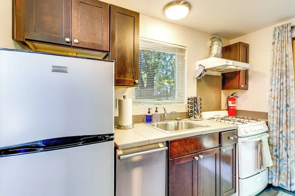Stylish Home 2 Mi to Old Town Albuquerque!
