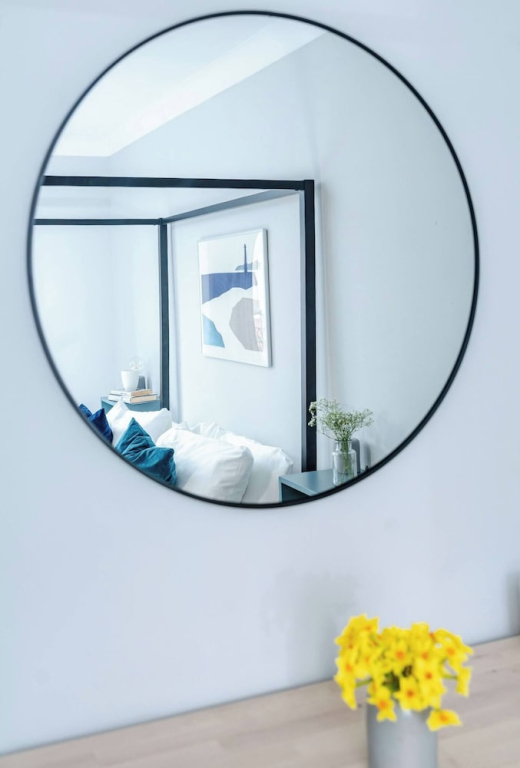 Modern Margate Apt 2BR En-suite Parking by Adliv