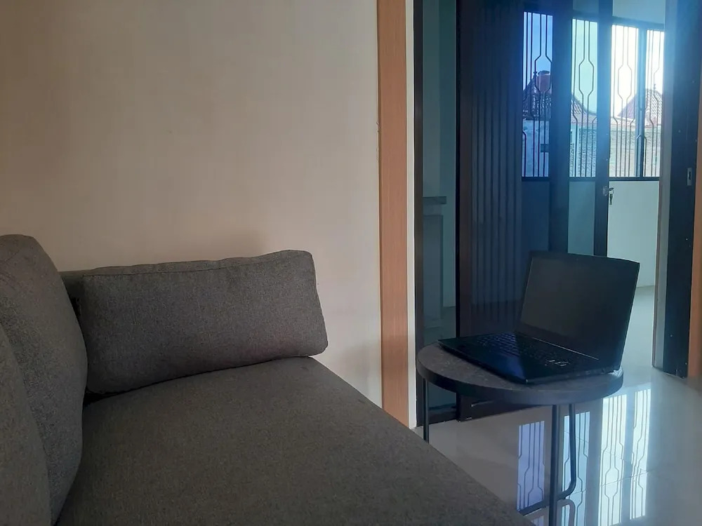 Capital O 93719 Homestay Omah Bidadari