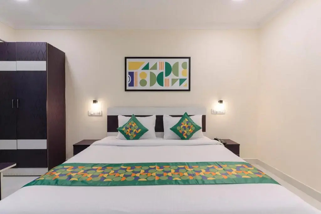 Treebo SNS Grand Inn With Swimming Pool