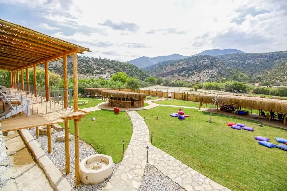 Kargilos Hotel & Beach