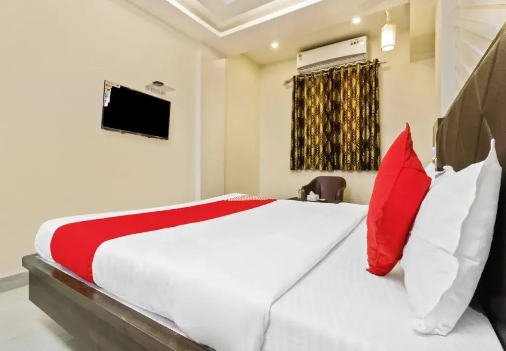 Kalyan Nx By OYO Rooms