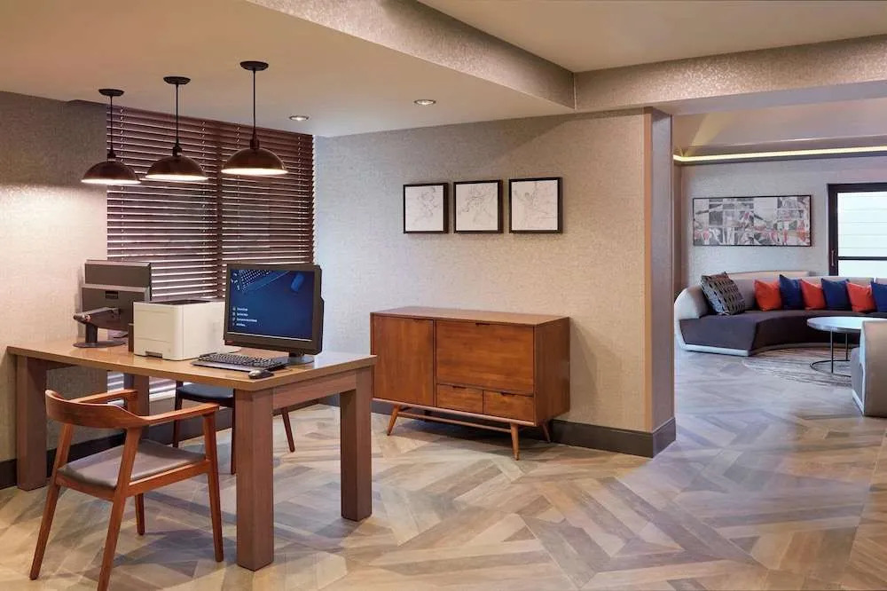 Holiday Inn Express Hamilton-stoney Creek