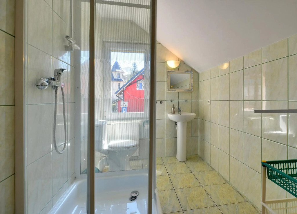 Apartamenty i Pokoje Karpacz - centrum Karpacza, parking w cenie!