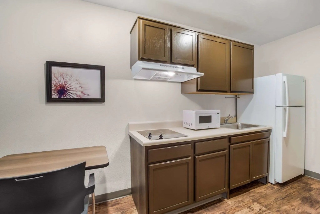 WoodSpring Suites | North Charleston Airport I-526