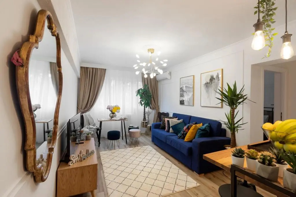 Contemporary 3-Bedroom Lofts - Modern Touches Meet Classic Elegance by Calea Victoriei